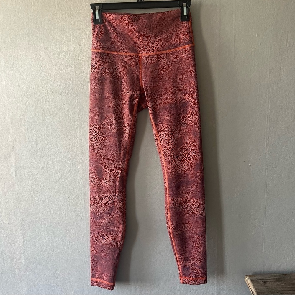 Lululemon Crackle Glaze Vintage Orange Larkspur Wunder Train HR Tight 25” Size 6